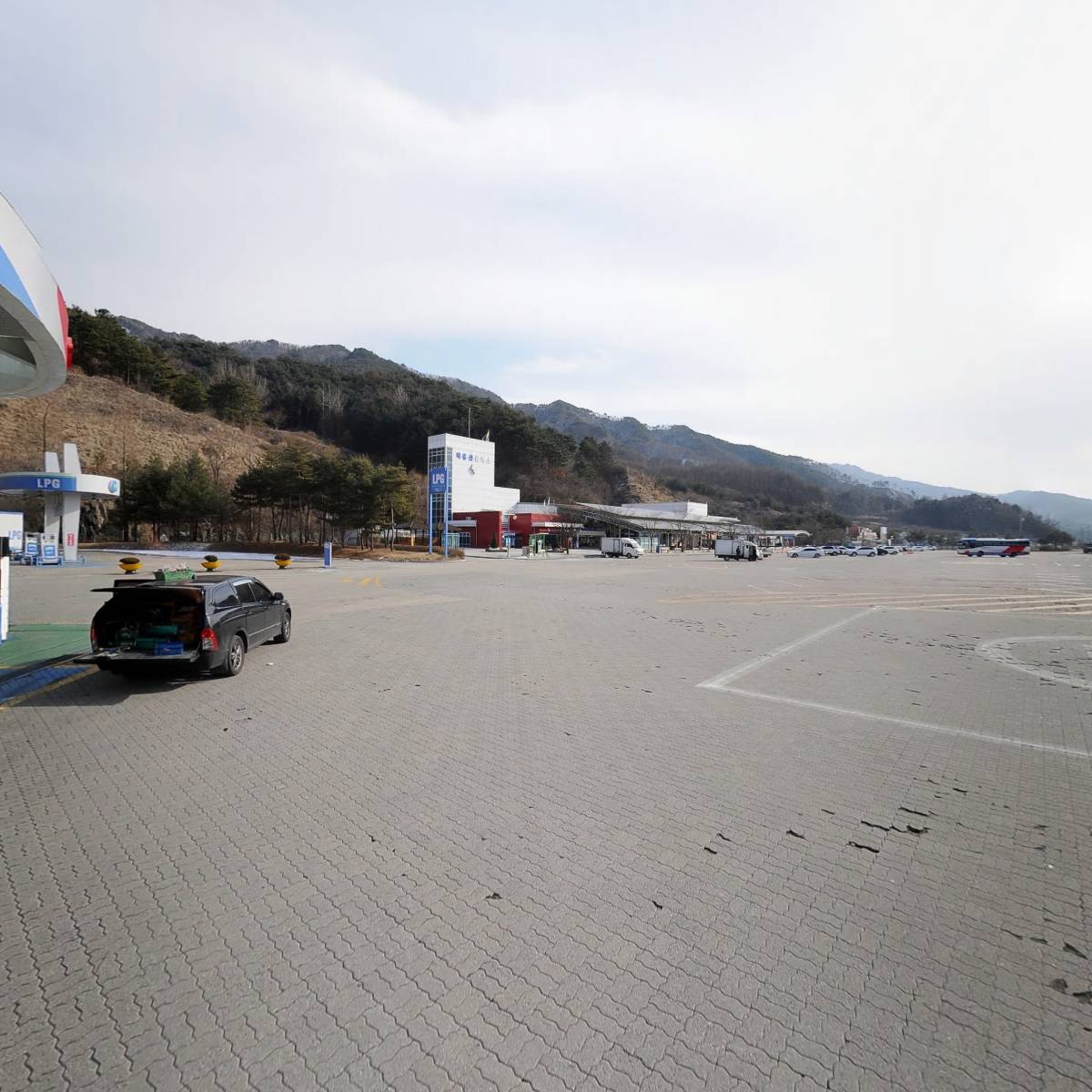 계룡산업(주)덕유산상휴게소 수소충전소_2