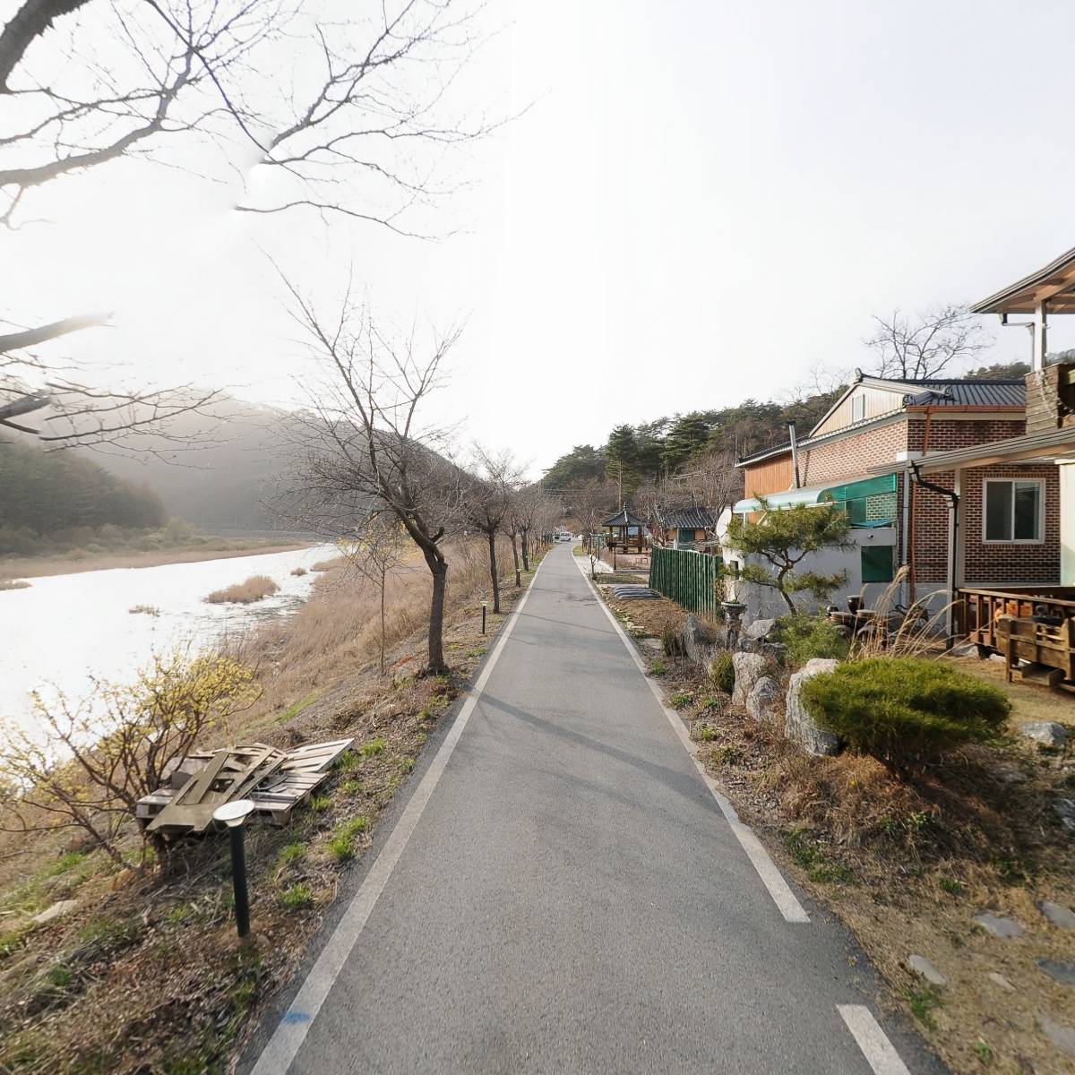 청담부동산공인중개사사무소_2