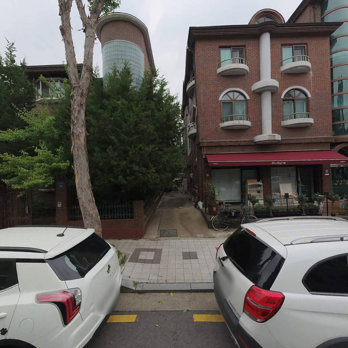 앨리스케이커리&카페