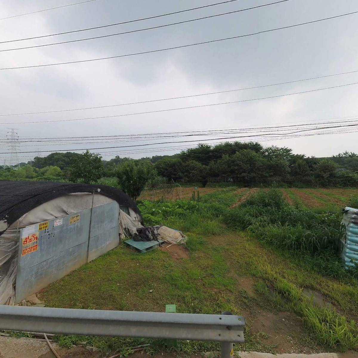 (주)이즈라커