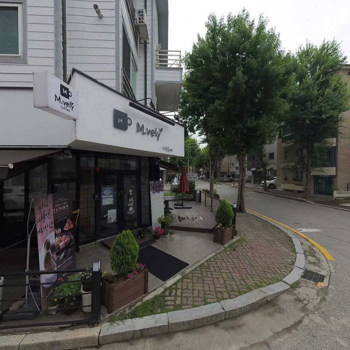 엠블리커피_3