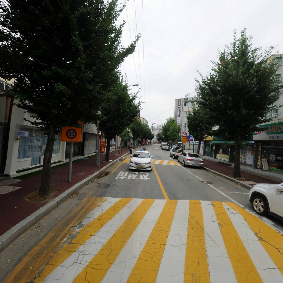 율량큰사랑약국_2