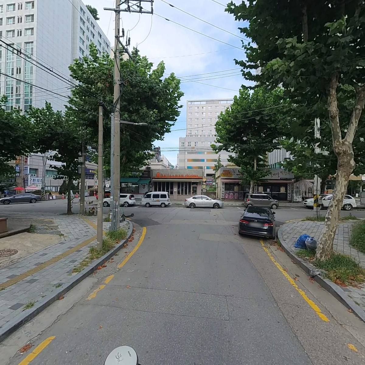 우니레더웍스_2