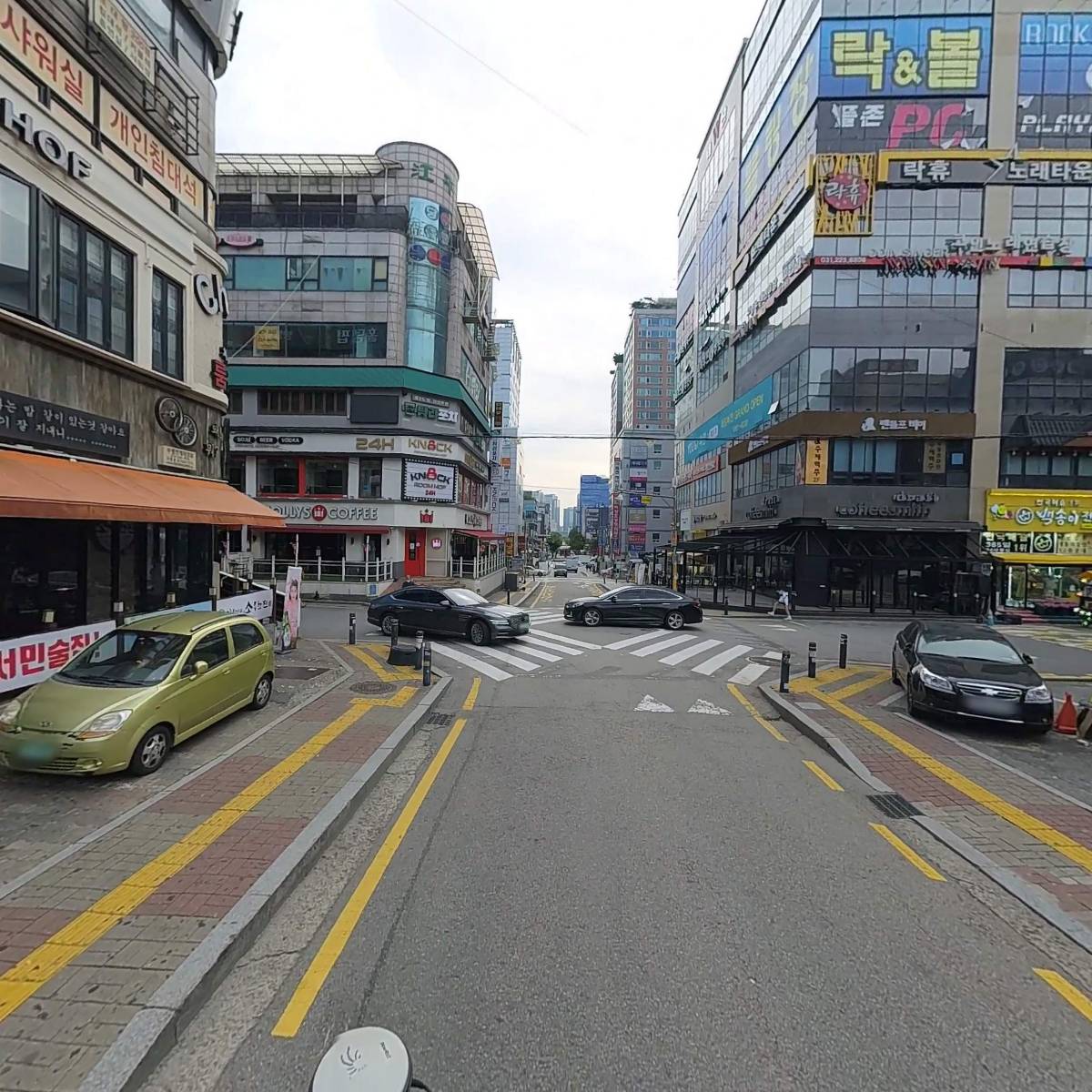 락휴노래타운 수원인계점_2