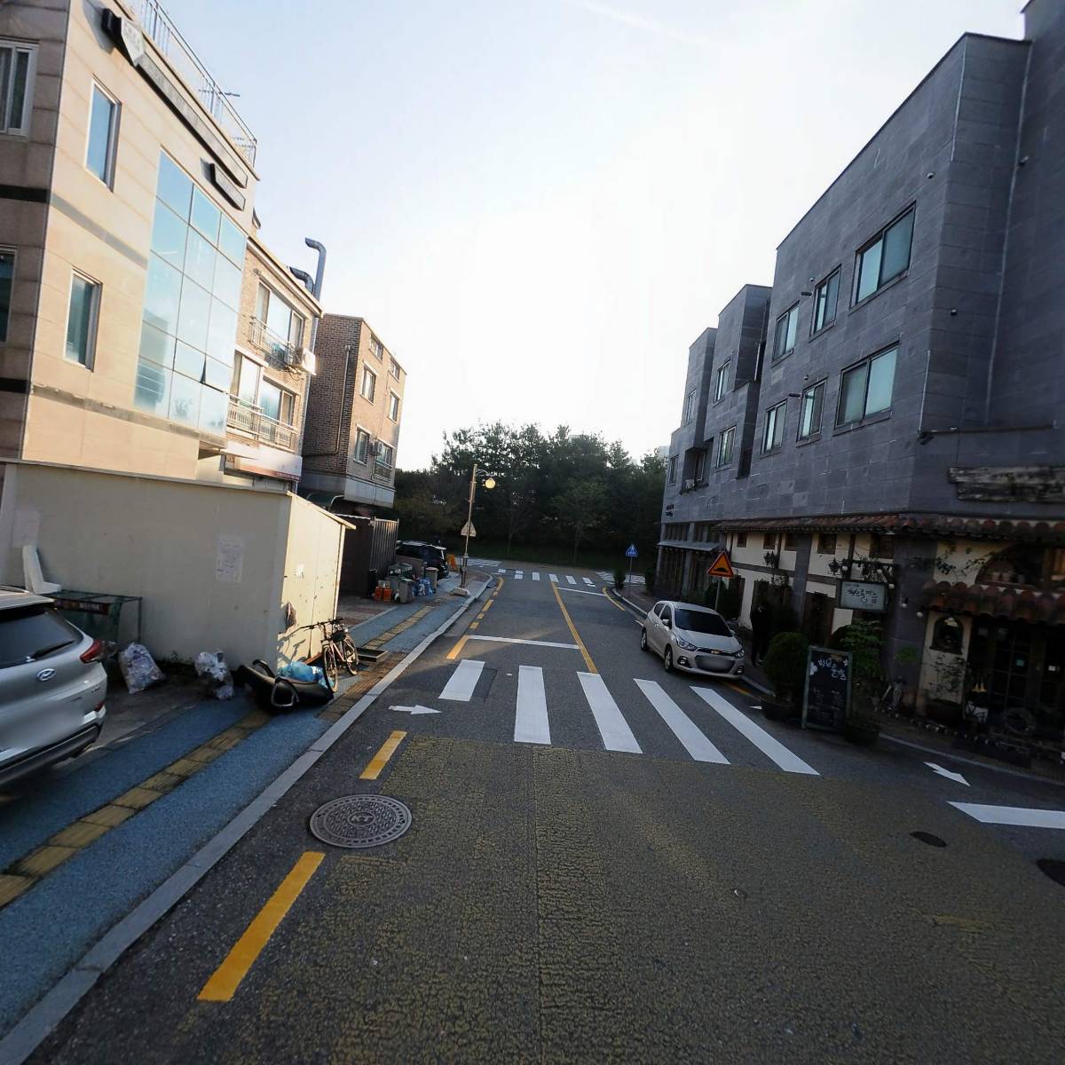 왓더블랙카페_2