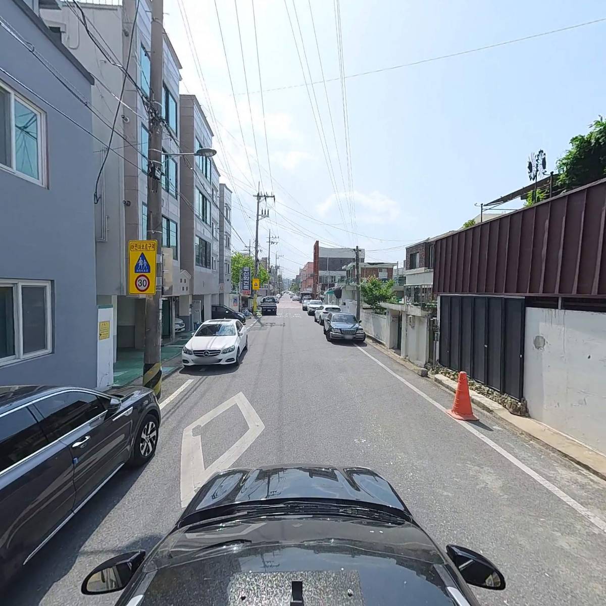 윤퍼니처_4
