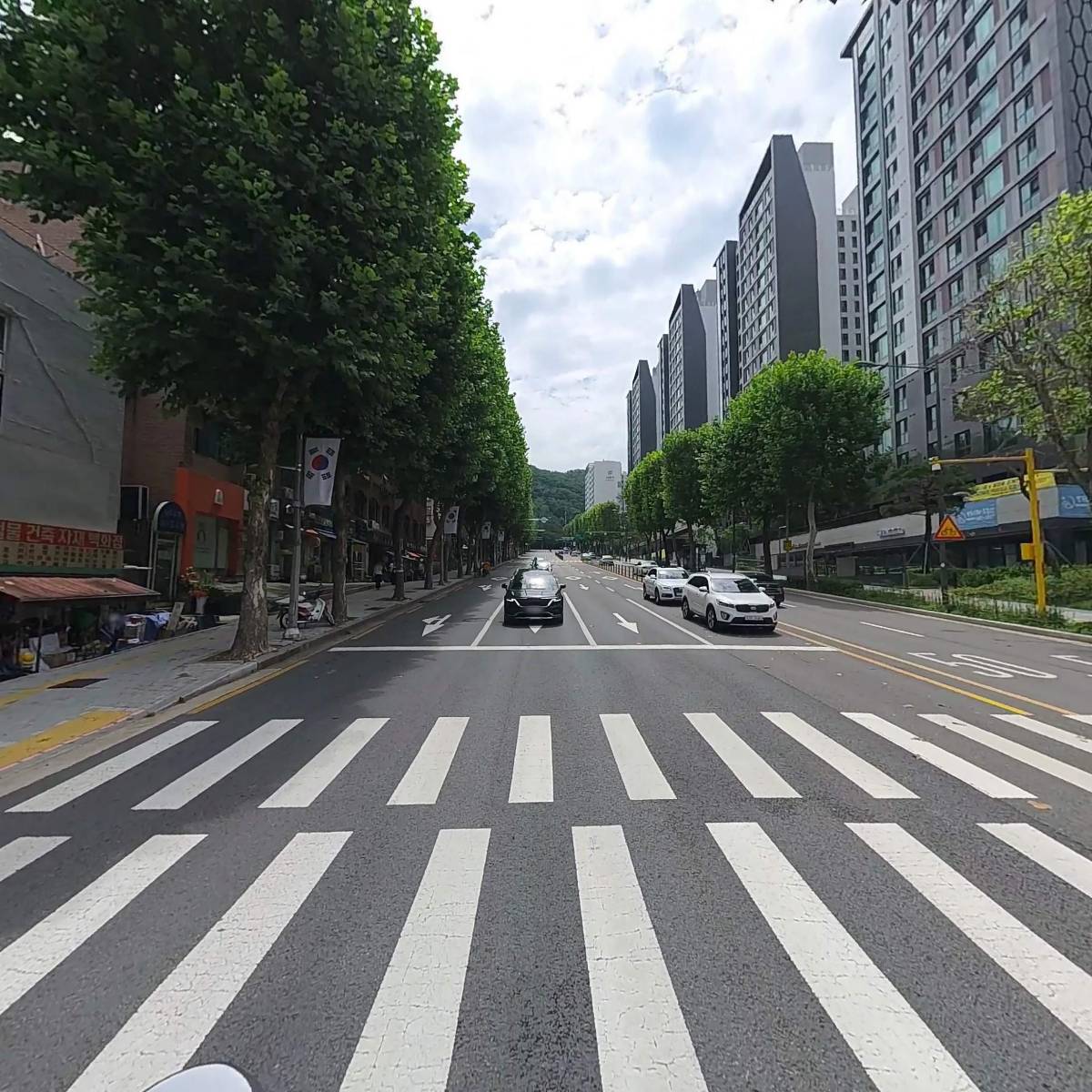 더웨어하우스_2