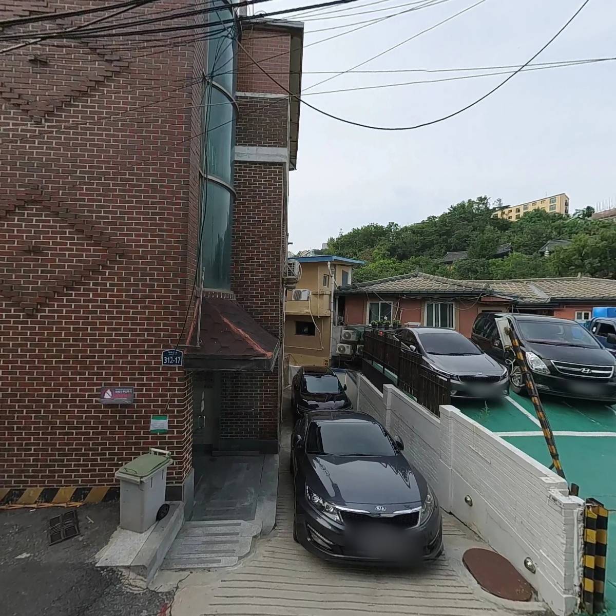 유한회사 룩스 홀딩스_3