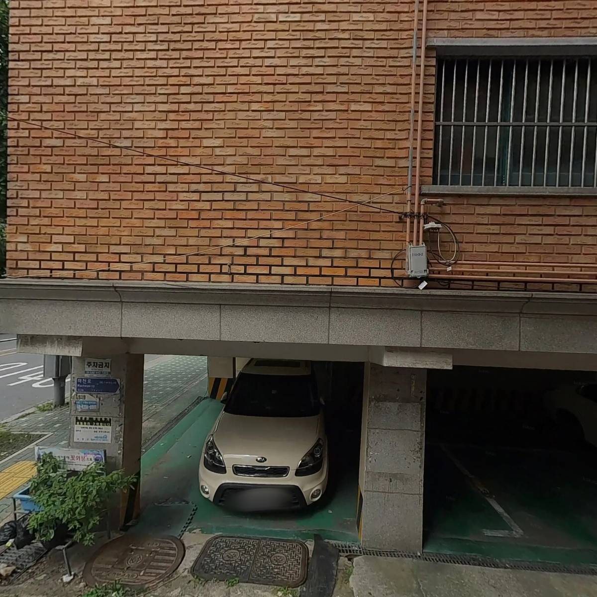 성우어패럴_3