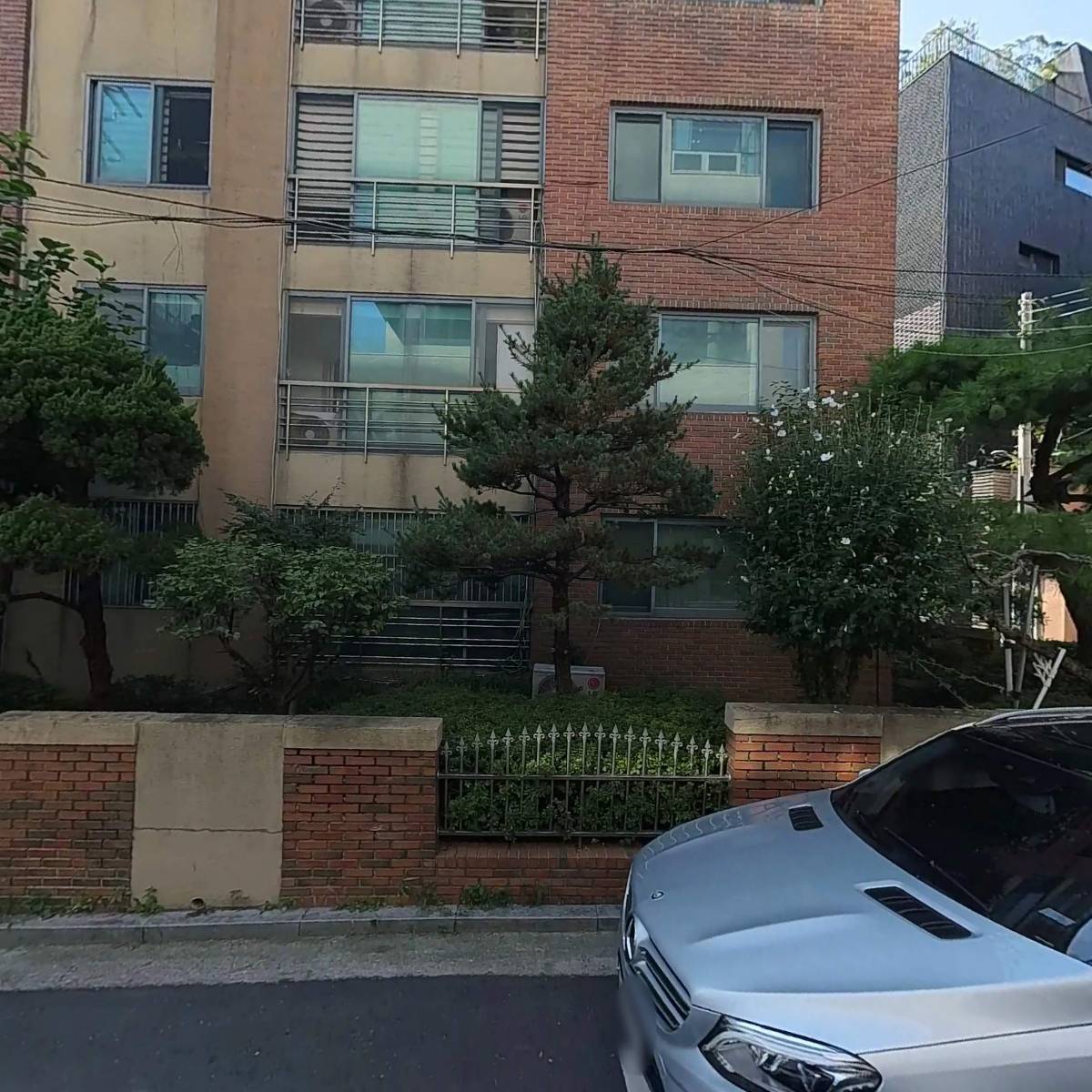 (주)레드데이즈