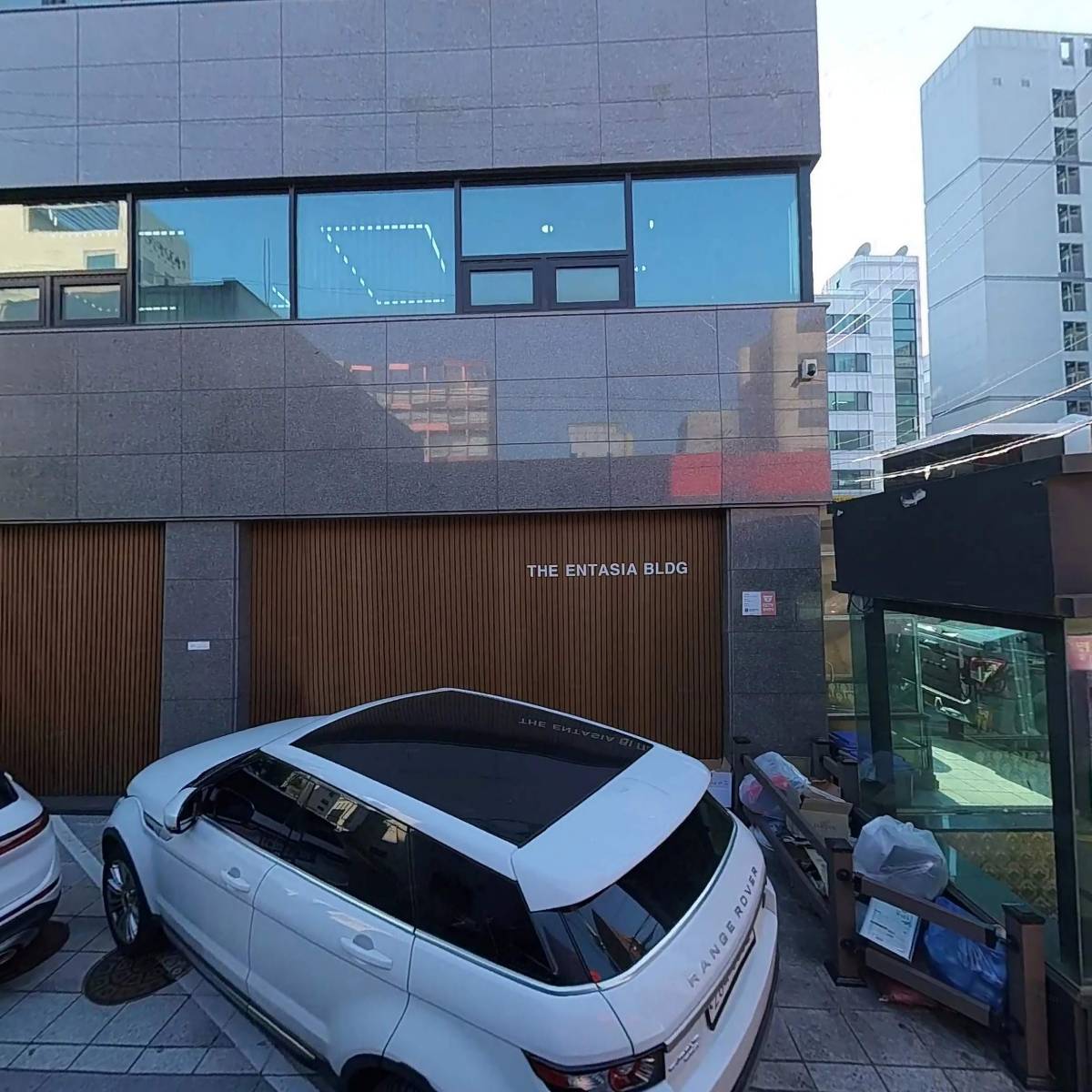 와인북카페