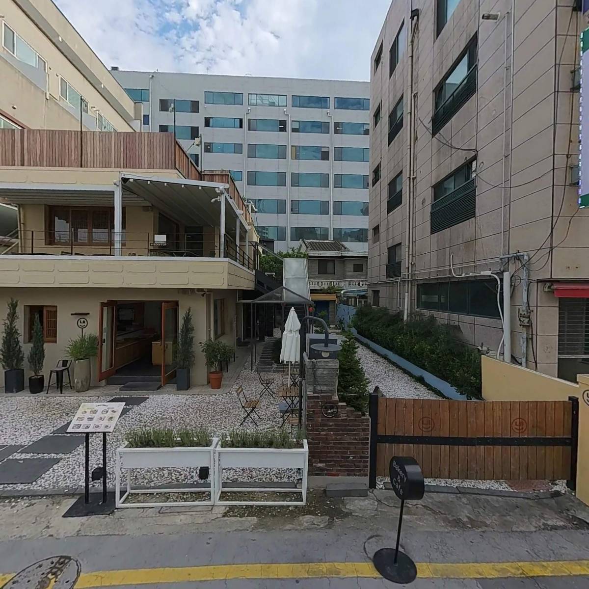 (주)라라브레드 송정지점