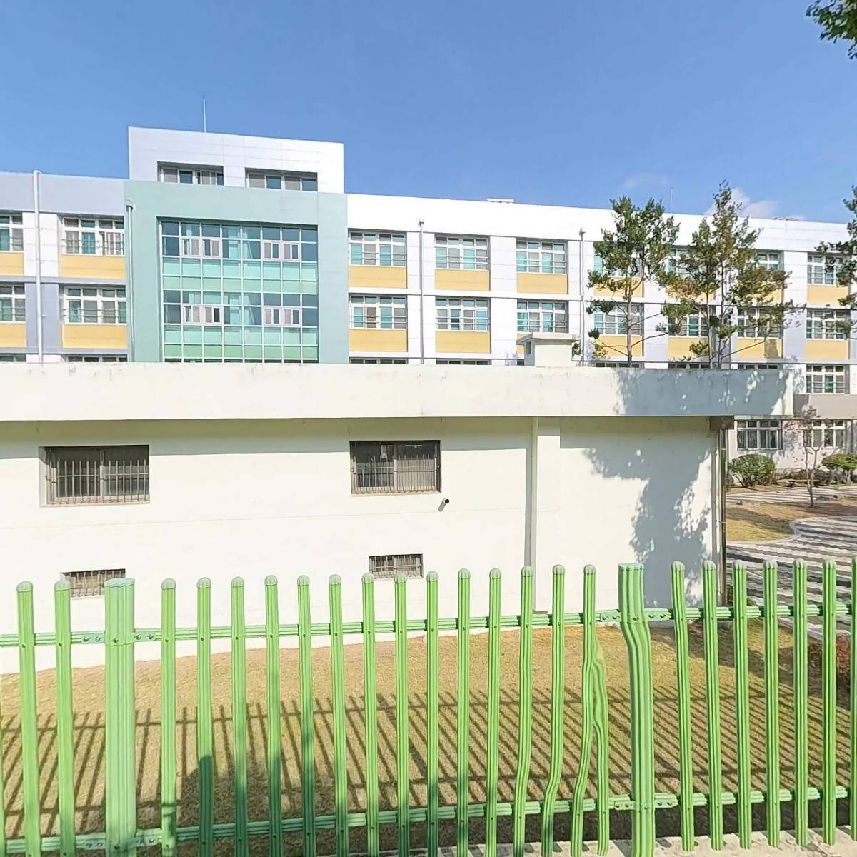 대구광역시교육청 대구광역시동부교육지원청 신아중학교_3