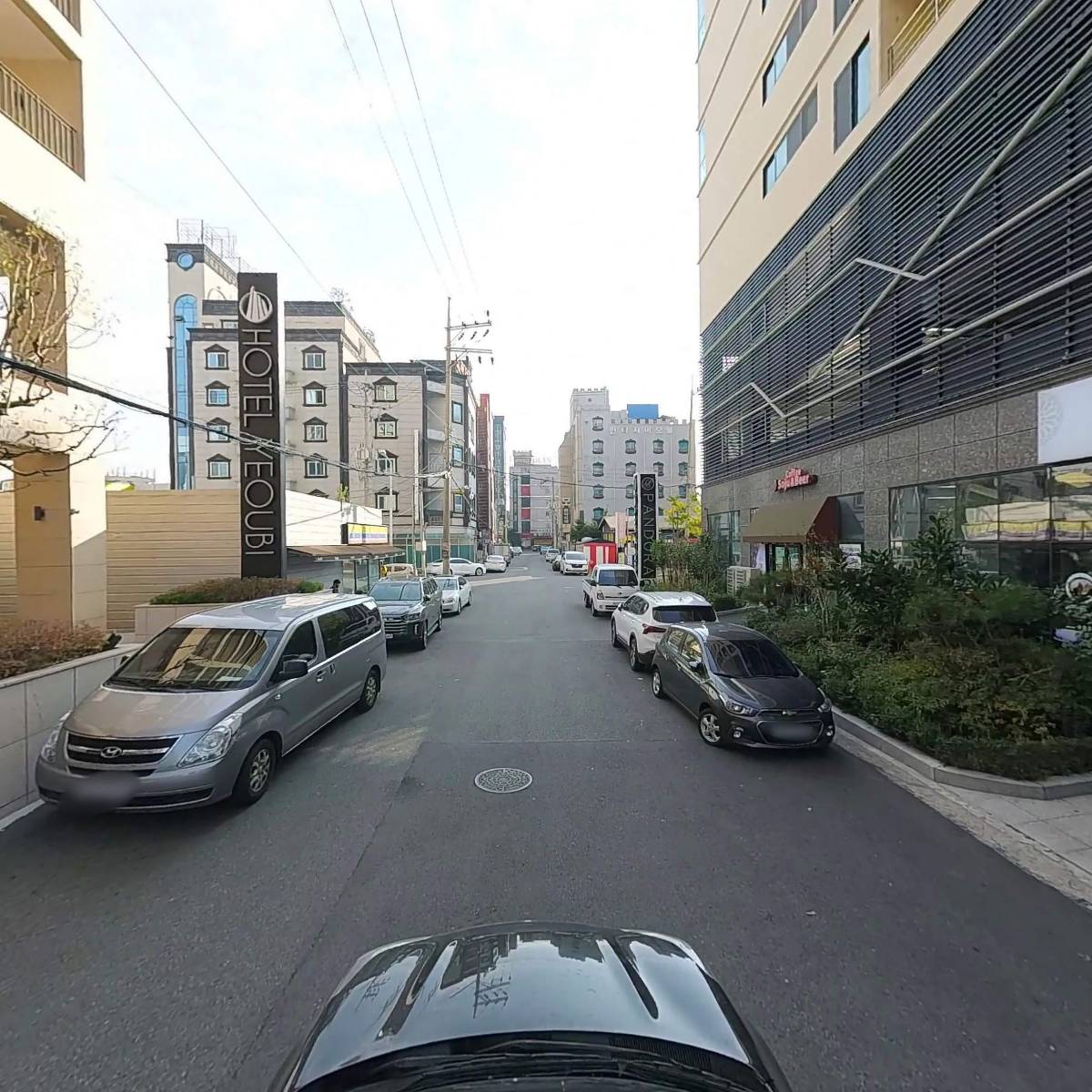 여우비호텔&블랙브롤리레스토랑_4