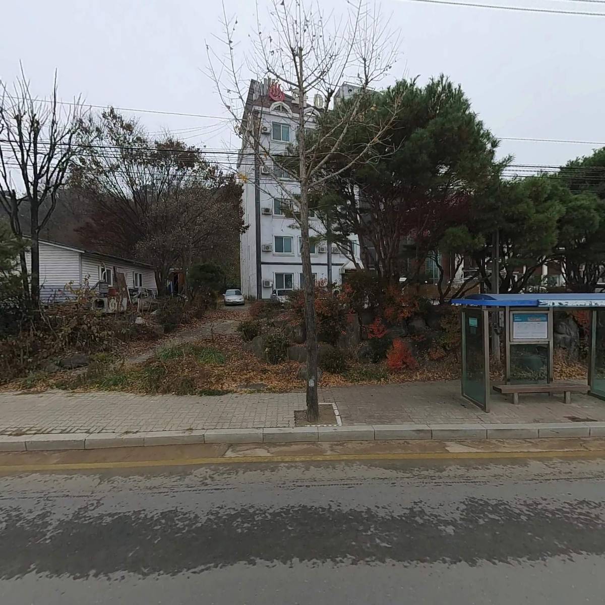 화이트모텔