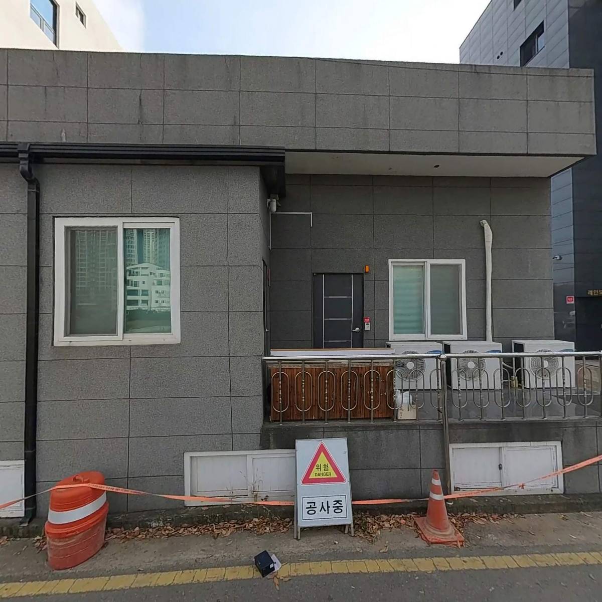 주식회사 한국에이에스더블유에프