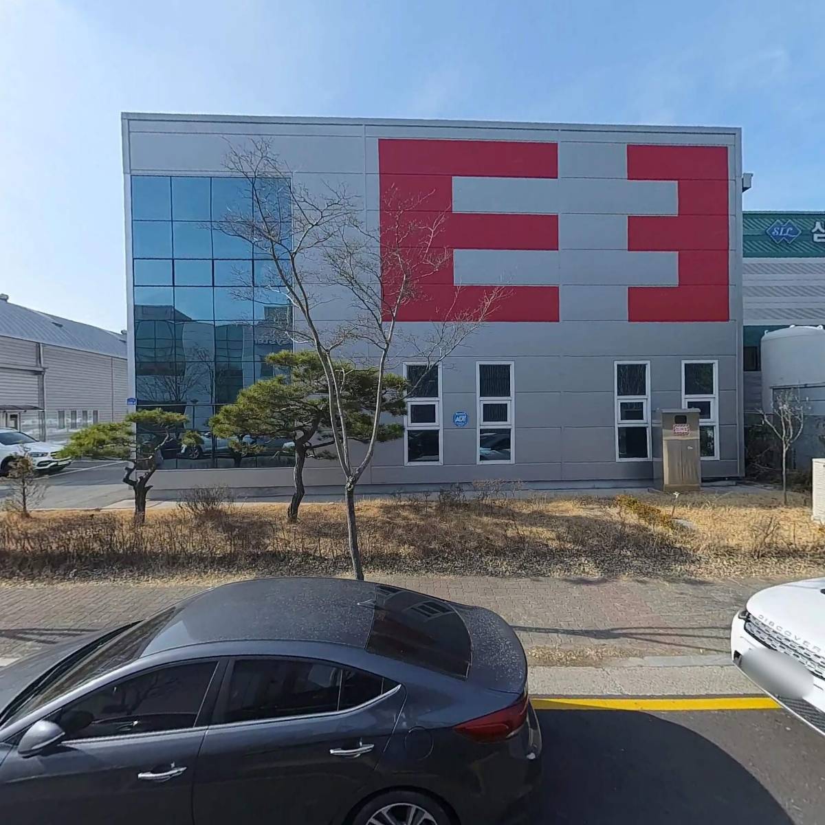 주식회사 이쓰리（E-3)