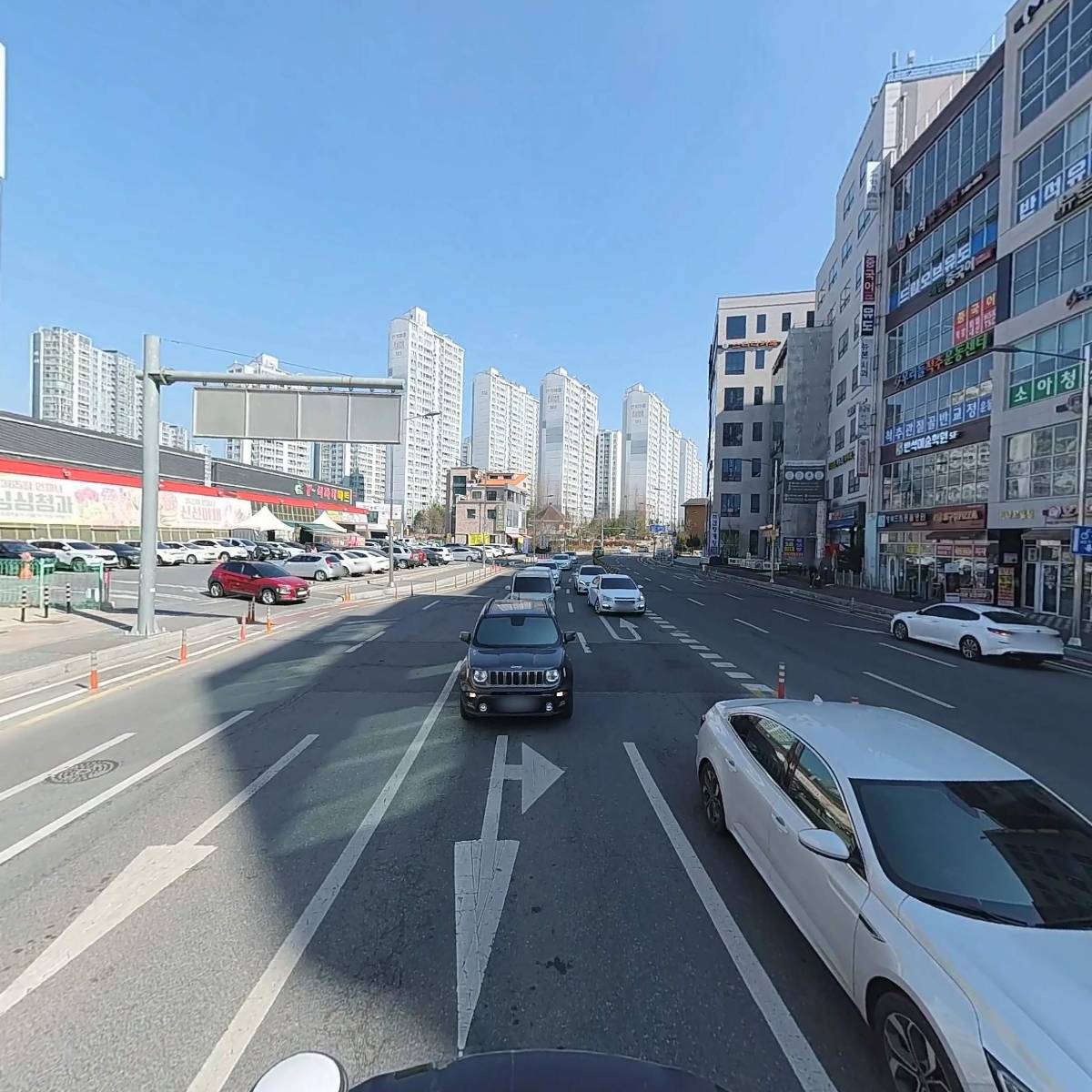 맘스터치대전지족점_2