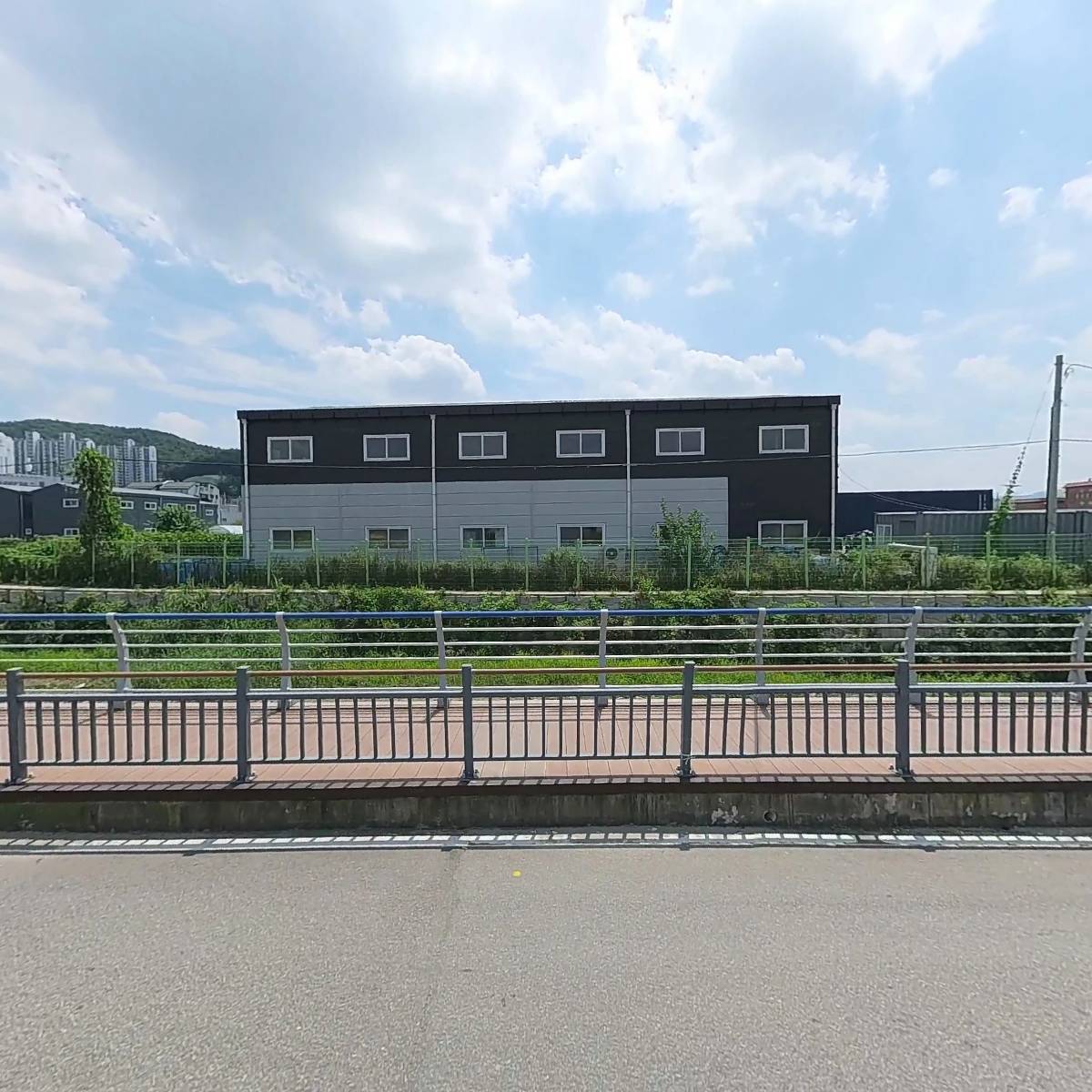 세컨핸드(Secondhand)_3