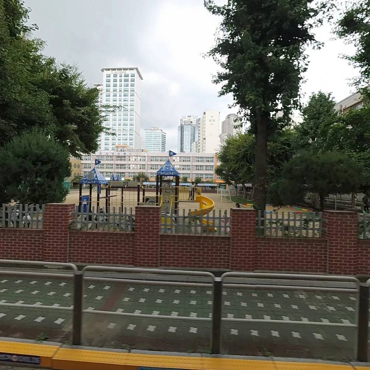 로얄전자_3