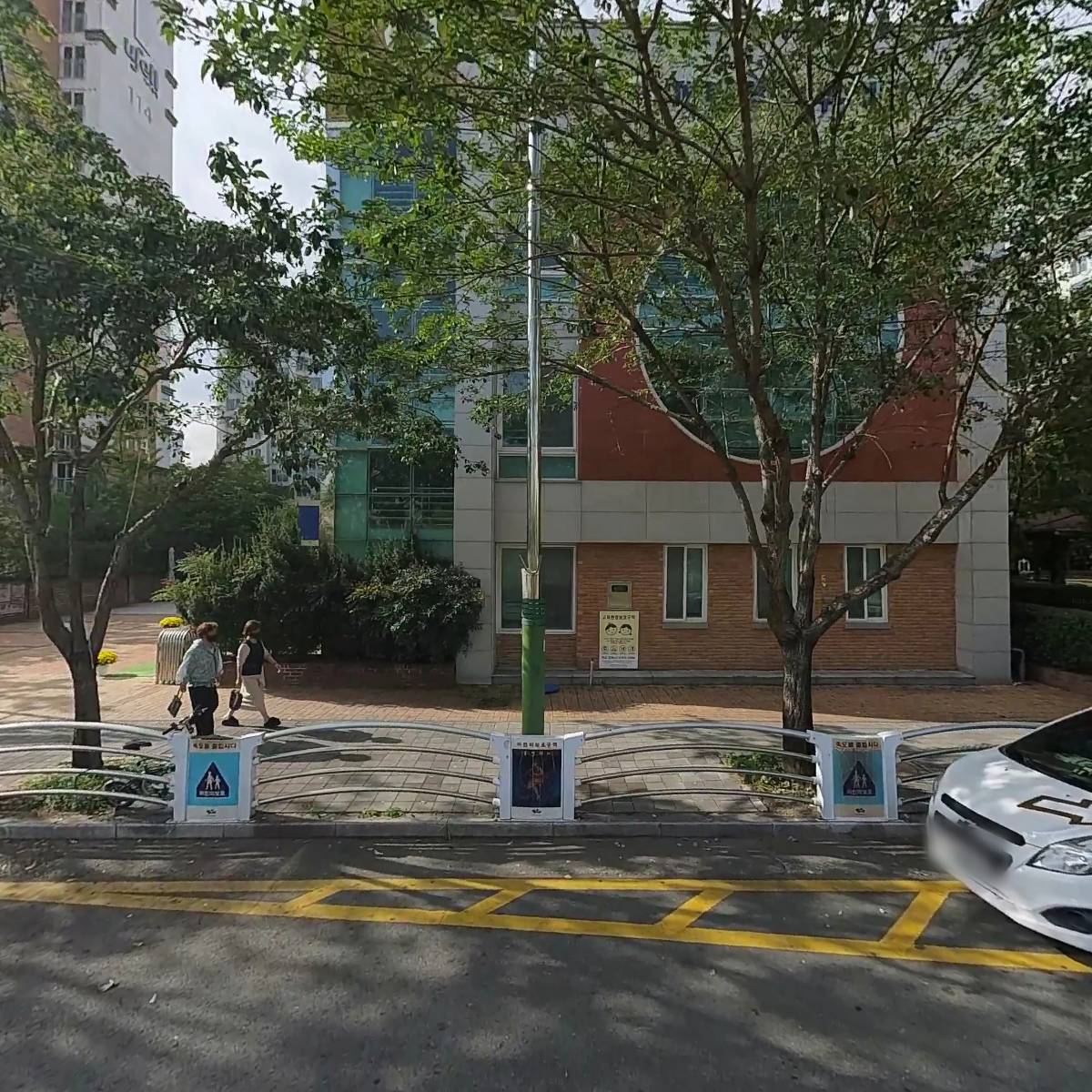 윤정 노인행복연구소