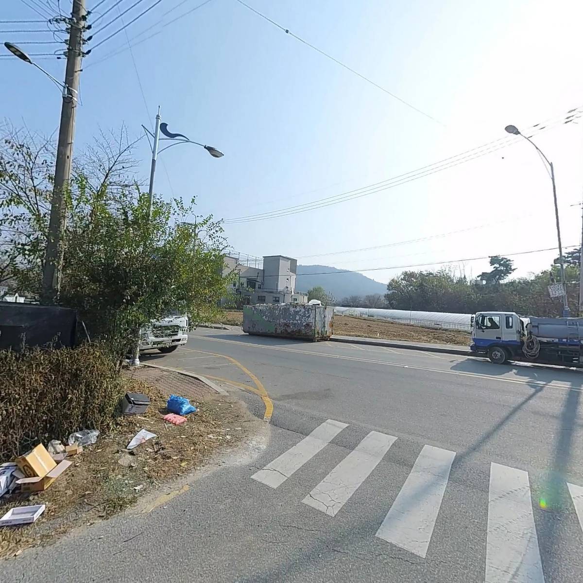 (주)영인에프앤티