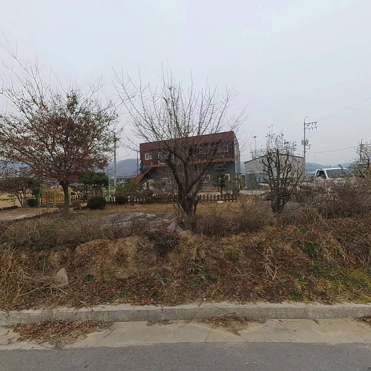 이와우목공방